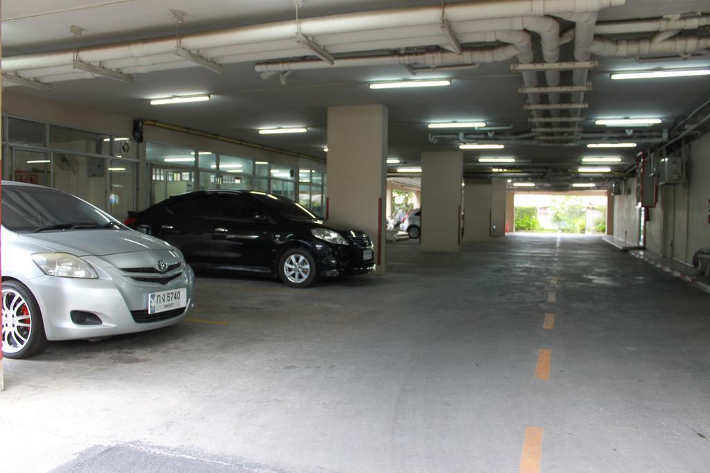 14 Place Bangkok Dış mekan fotoğraf